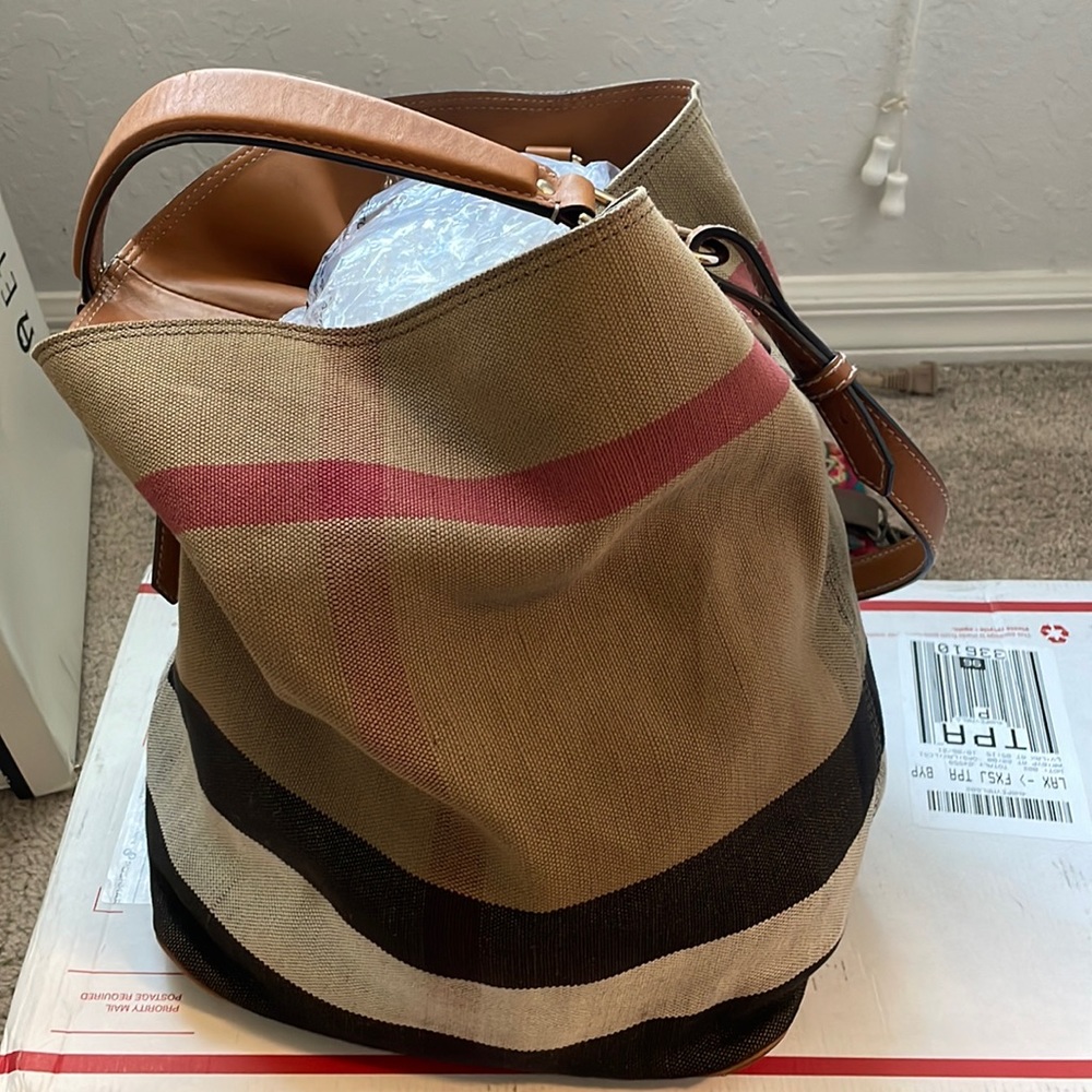Burberry bag
